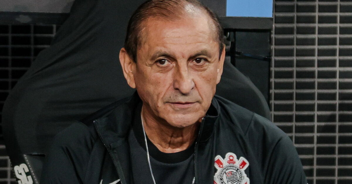 Corinthians Eliminado An Lise Da Temporada De Ram N D Az Frente Do Tim O