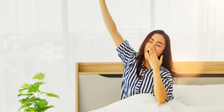 Por que o ato de esticar o corpo e espreguiçar pela manhã nos dá tanto prazer, segundo a Psicologia