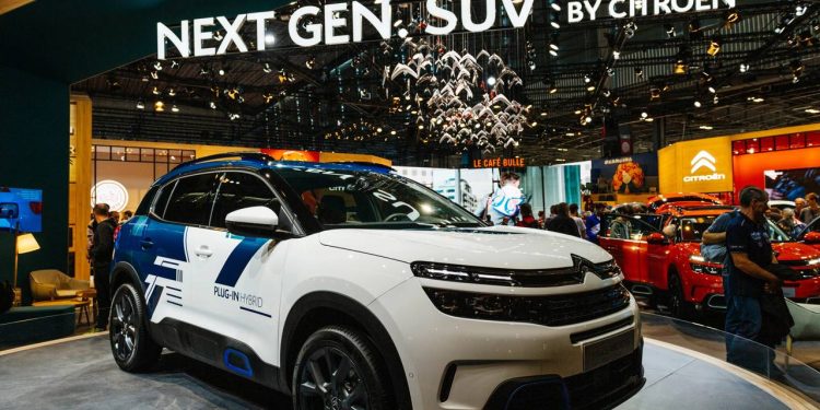 5 carros que saíram do radar, mas que são compras surpreendentemente racionais!