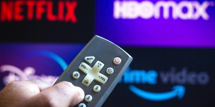 5 universos de ficção científica para você explorar agora nos streamings