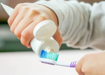 A pasta de dente revela sua personalidade! O que a forma de apertar diz sobre você