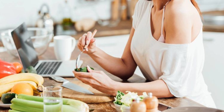 A fruta que você deve comer para parar de ter o desejo por doces