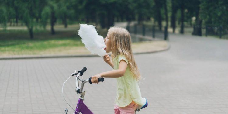 O doce mais amado das festas foi inventado por um dentista