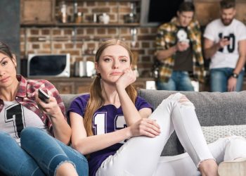 Por que nos sentimos tão vazios mesmo em um mundo conectado?