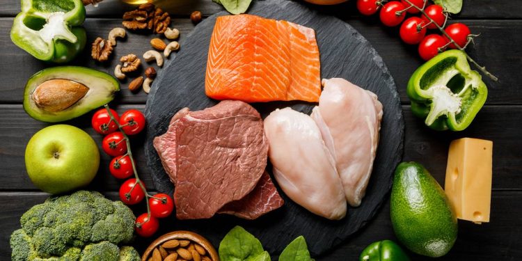 Low-carb vs. Mediterrânea, qual a melhor para você? Entenda