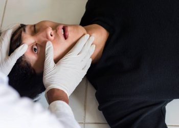 O que é a hipocondria e o medo exagerado de ter doenças, segundo a Psicologia