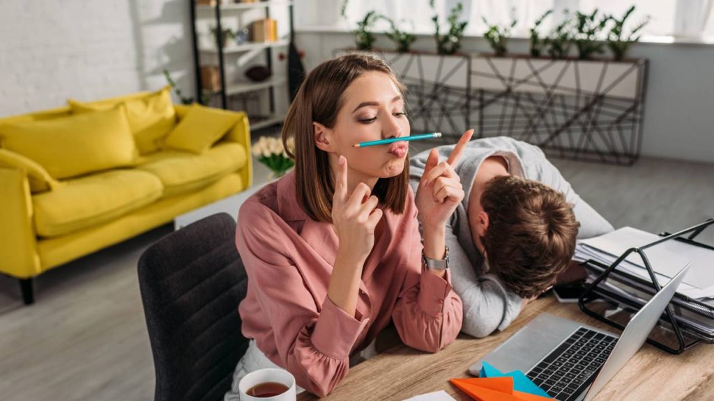 Por que a procrastinação nos faz sentir bem no curto prazo, segundo a Psicologia