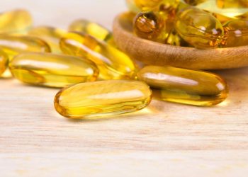 Cansaço e dor nos ossos? 4 sinais de que sua Vitamina D pode estar baixa