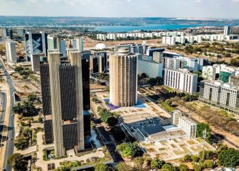 A cidade onde arquitetura moderna e natureza se encontram no coração do Brasil
