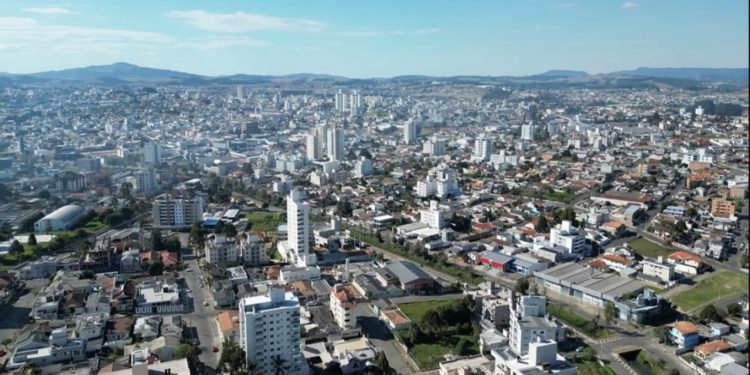 A cidade que encanta com clima europeu, tradições serranas e qualidade de vida
