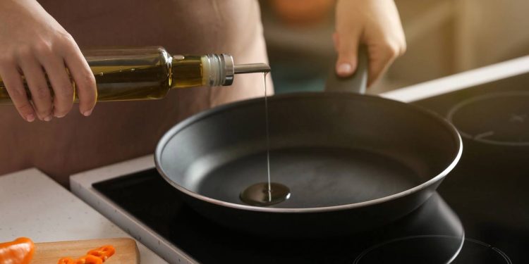 Quando o azeite de oliva se torna prejudicial na sua cozinha