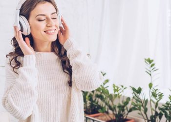 Por que a música da nossa adolescência nos traz tanta nostalgia, segundo a Psicologia