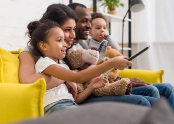 A seleção ideal de filmes da Disney+ para espantar o tédio em dias de chuva