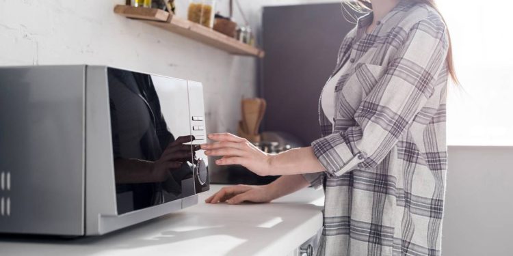 O item comum na sua cozinha que nasceu como uma tecnologia de guerra