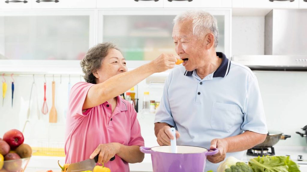 Filosofia japonesa que ensina a parar de comer antes da saciedade faz bem para a saúde