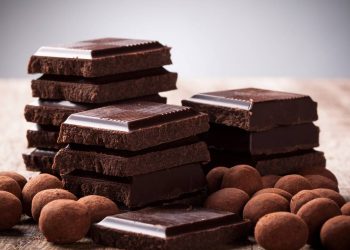 Por que o chocolate amargo é uma escolha saudável? Benefícios para o corpo e mente