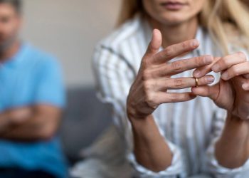 Como os signos do zodíaco lidam com o divórcio e términos