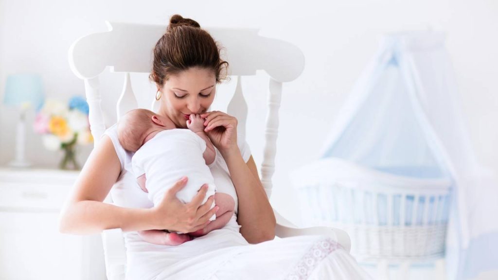 Estudo revela o poder da voz materna no cérebro de prematuros