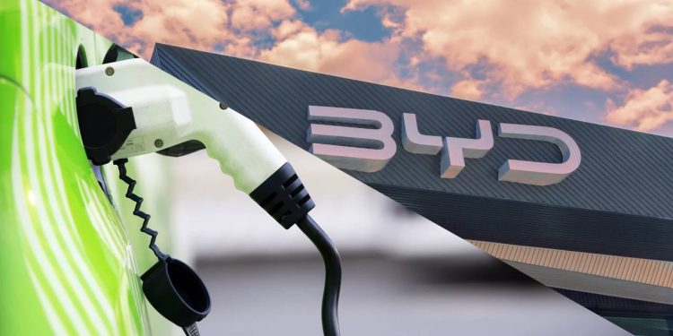 Mais da metade dos carros elétricos mais vendidos no Brasil já pertence à chinesa BYD