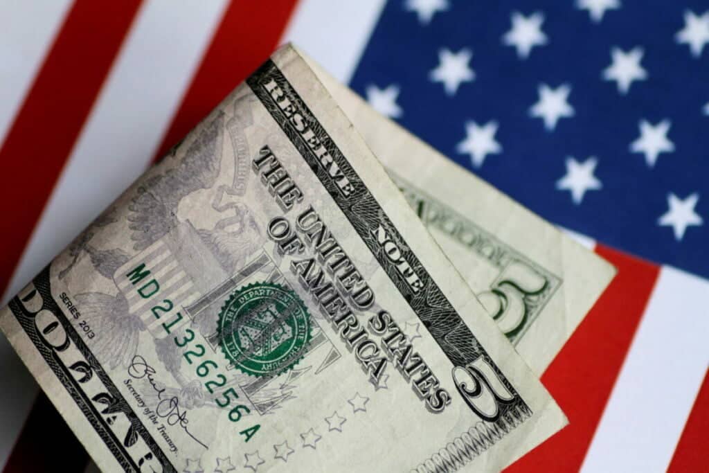 dólar