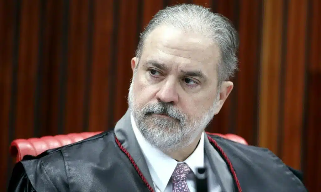 Bolsonaro recomenda a reconduГѓВ§ГѓВЈo de Augusto Aras para a PGR