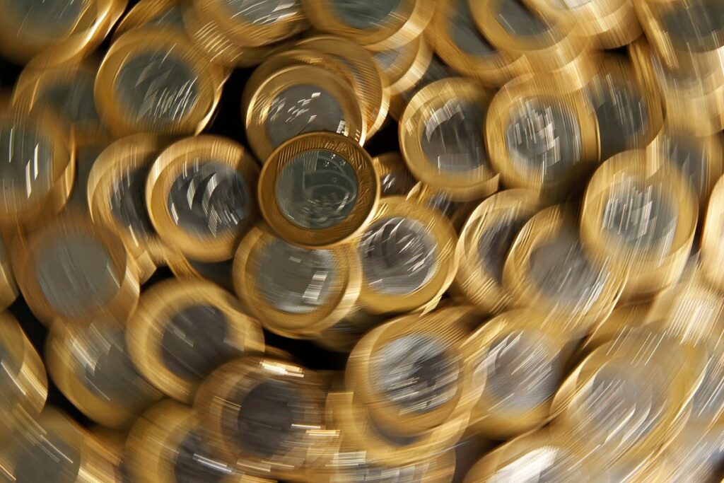 Dívida pública federal sobe 2,34% em novembro, diz Tesouro
