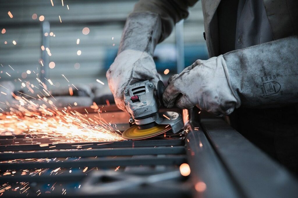 Produção brasileira de aço bruto cresce 14,5% em um ano