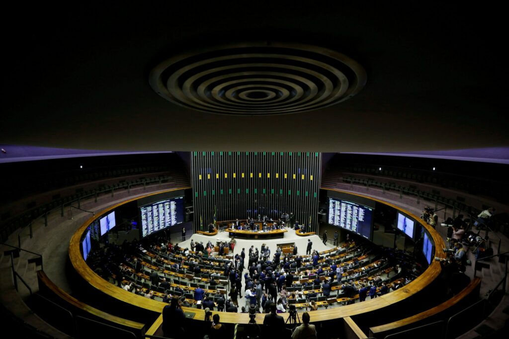PEC da Transição é aprovada na Câmara dos Deputados