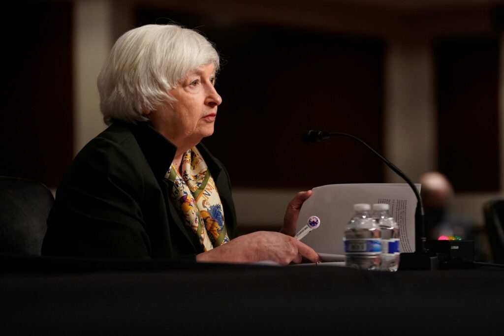 Yellen diz que plano de estГѓВ­mulo de Biden ГѓВ© apenas um "pequeno contribuidor" para a inflaГѓВ§ГѓВЈo
