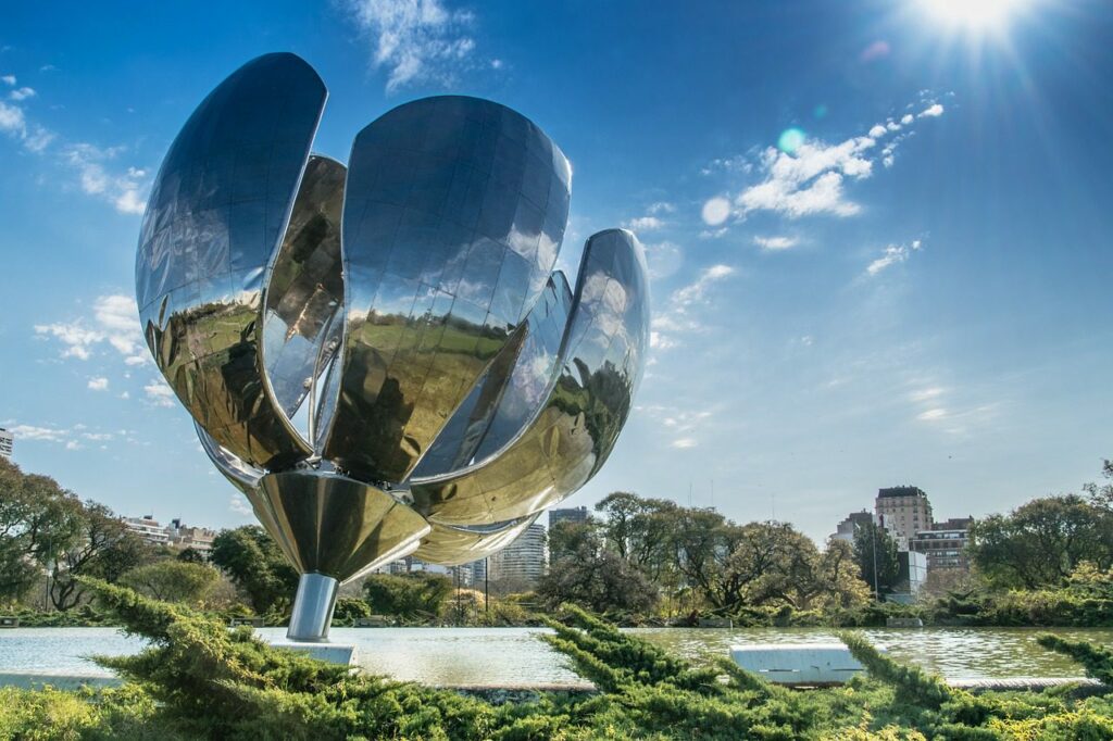 floralis generica, buenos aires, sculpture-6587191.jpg