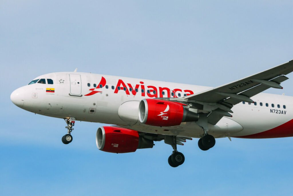 Avianca Aerovias del Continente Americano Airbus A319 commercial aircraft as seen on final approach landing at New York JFK John F Kennedy International Airport in NY, USA.  The narrow body passenger airplane Airbus A319-100 is powered by 2 CFMI jet engines, having the registration N723AV.  Avianca AV / AVA is a Colombian airline, the flag carrier of Colombia with headquarters in Bogota and member of Star Alliance aviation alliance. On May 10, 2020, Avianca filed for Chapter 11 bankruptcy in a court in New York City, NY, United States, and liquidated its subsidiary Avianca Peru, becoming one of the major airlines to filed for bankruptcy due to the COVID-19 pandemic crisis. February 13, 2020 (Photo by Nicolas Economou/NurPhoto)NO USE FRANCE