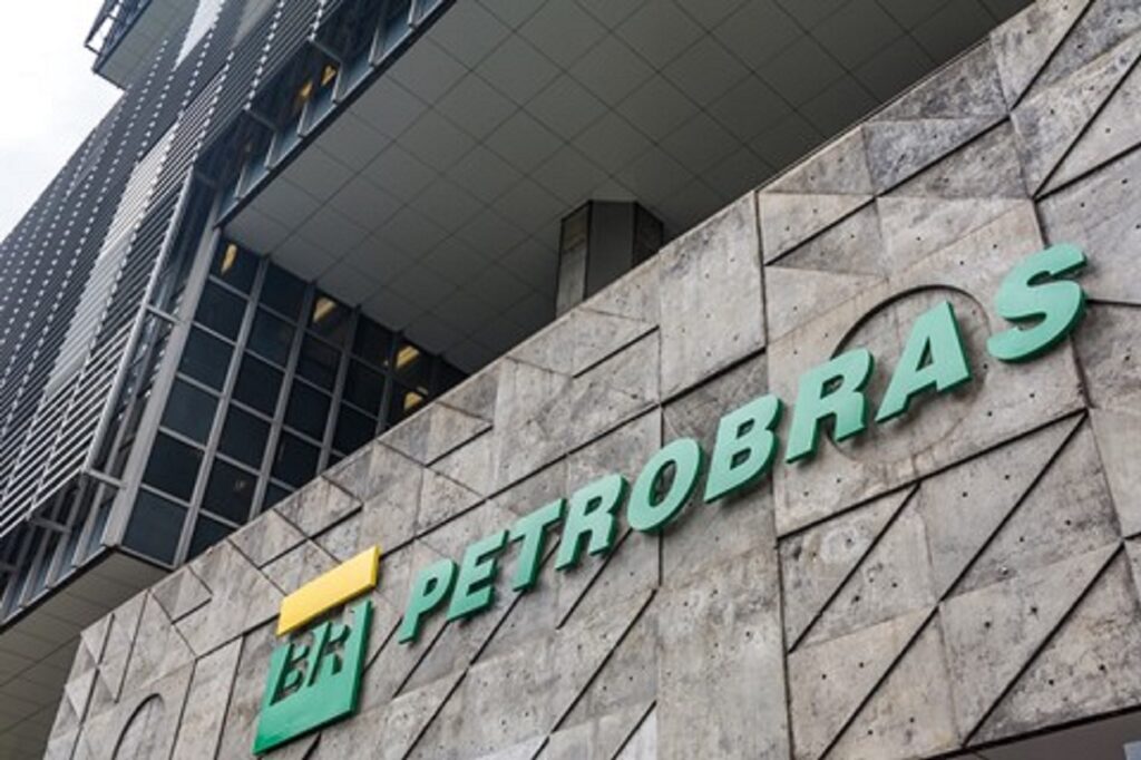 Petrobras (PETR3;PETR4)