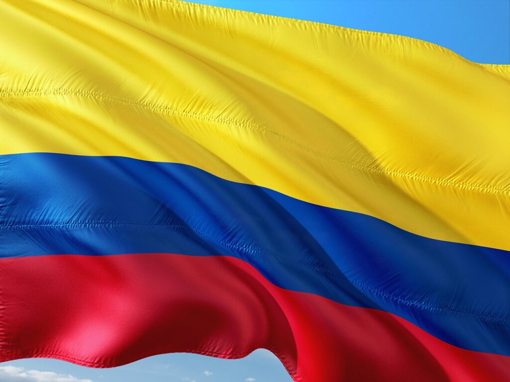 Colômbia realiza eleição presidencial neste domingo; esquerdista é favorito pela 1ª vez