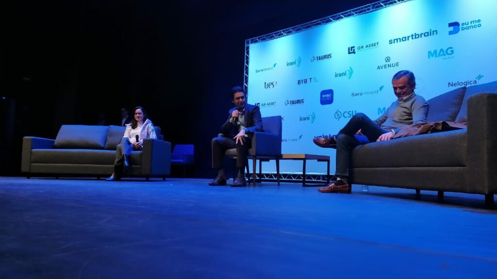 "A busca por conhecimento é importante para o mercado", comenta Rafaela Vitória, Econimista-Chefe do Banco Inter, no SaraInvest Day
