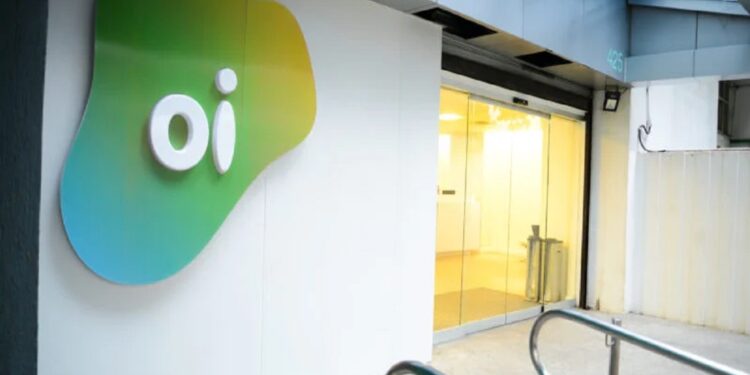 Ações da Oi (OIBR3) despencam 60%: Companhia ainda pode se reerguer?