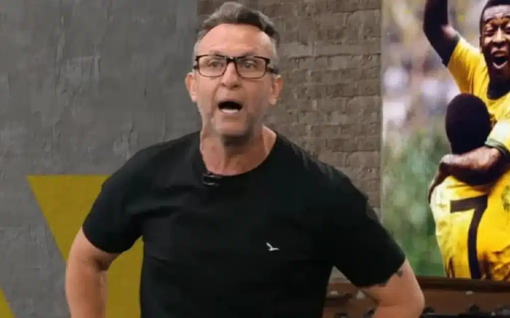 Neto apresentando o programa Os Donos da Bola Foto: Reprodução