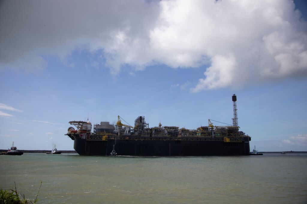Navio-plataforma P71, da Petrobras