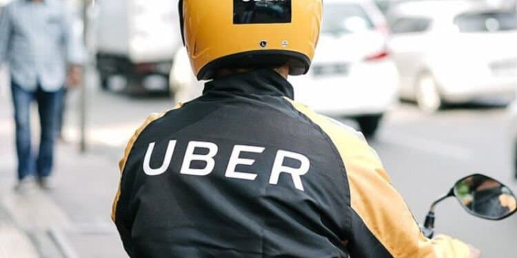 Uber Moto. Foto: DivulgaГѓВ§ГѓВЈo, ReproduГѓВ§ГѓВЈo