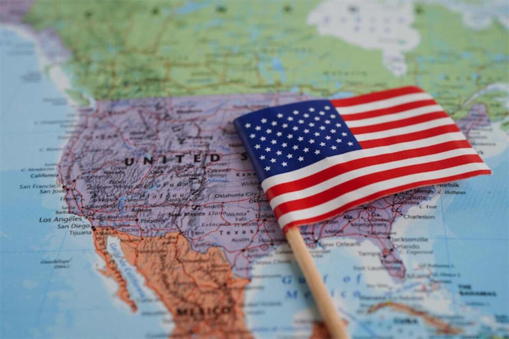 Bandeira dos Estados Unidos. Foto: Reprodução, Freepik