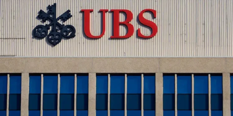 UBS planeja demissГѓВЈo em massa para reduzir 30% do seu quadro de funcionГѓВЎrios, diz jornal