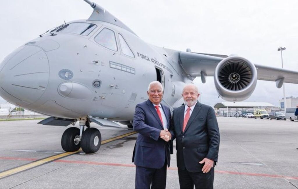 Brasil e Portugal firmam acordo para fabricação do avião Super Tucano - Foto: Ricardo Stuckert / Presidência da República