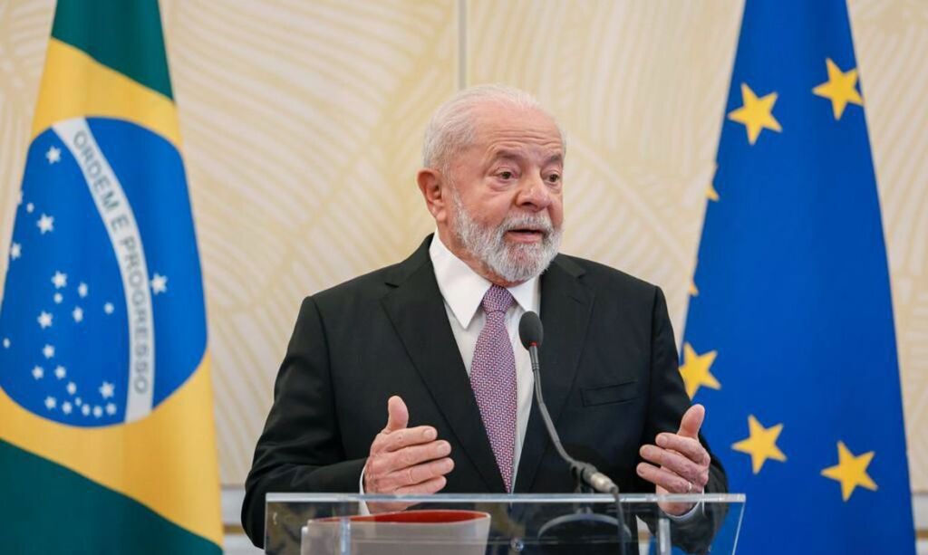 "Extremamente existosas", diz Lula sobre reuniões de líderes Celac-UE
