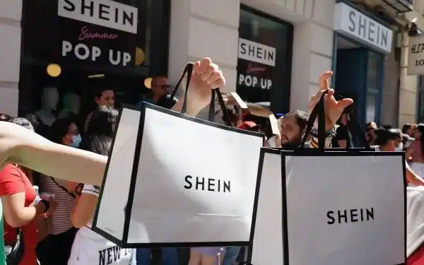 Shein faz acordo com dona da Forever 21 e da Rebook e compra um terГѓВ§o da empresa