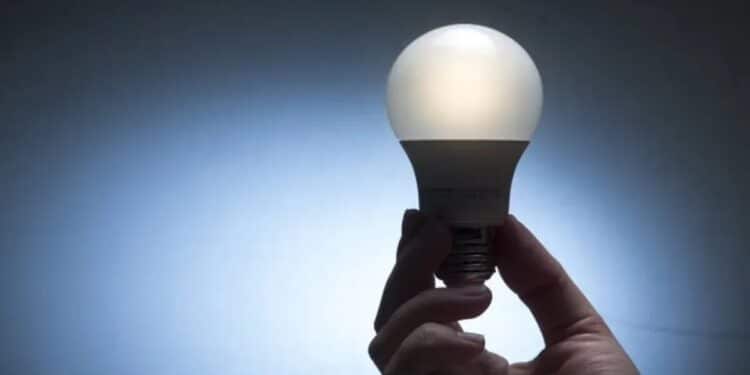 Economize HOJE na sua conta de luz com essas dicas prГѓВЎticas e fГѓВЎceis