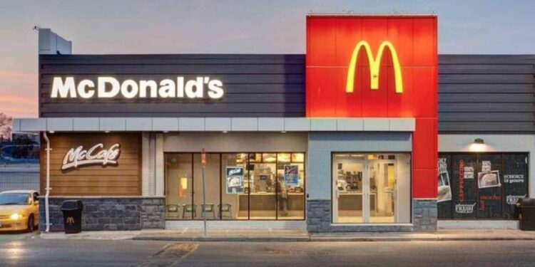 McDonaldГўв‚¬в„ўs lanГѓВ§a programa de pontos com lanches gratuitos; entenda