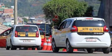 Como tirar a CNH de GRAГѓвЂЎA? Veja a lista de Estados, links e quem tem direito a essa carteira de motorista