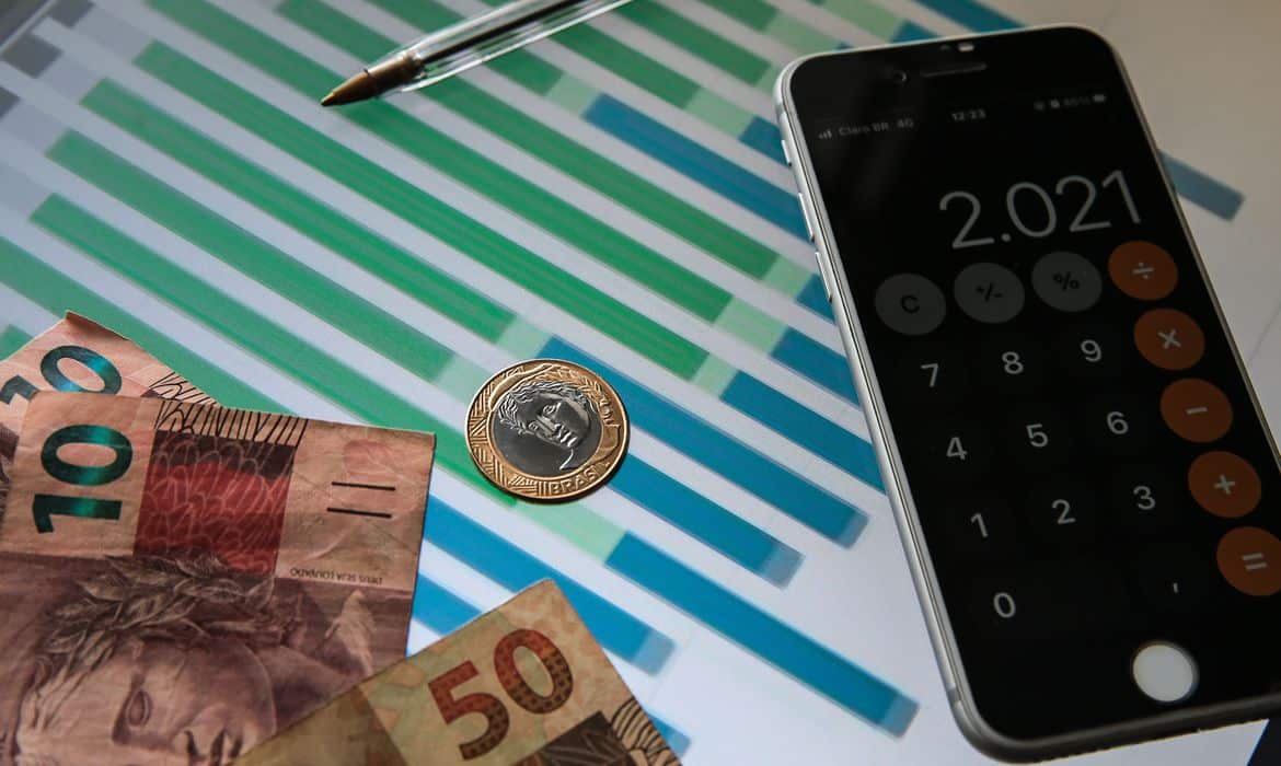 ArrecadaГѓВ§ГѓВЈo cai pela 4Г‚ВЄ vez e chega a R$ 174,31 bi em setembro