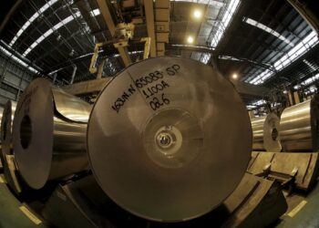 ProduГѓВ§ГѓВЈo industrial registra 0,1% em setembro, aponta IBGE