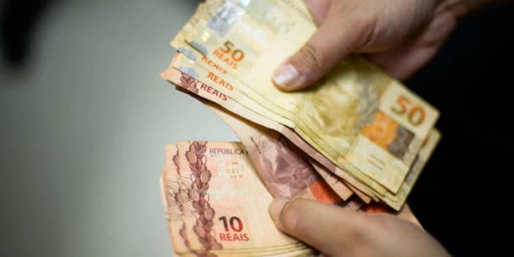 Governo anuncia BLOQUEIO de R$3,8 bilhГѓВµes no OrГѓВ§amento 2023