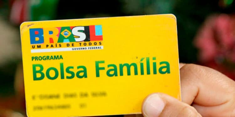 BeneficiГѓВЎrios do Bolsa FamГѓВ­lia agora contam com Kit Gratuito de TV! Entenda